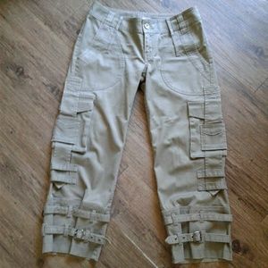 Women's Halogen Cropped Capri Cargo Style Pants